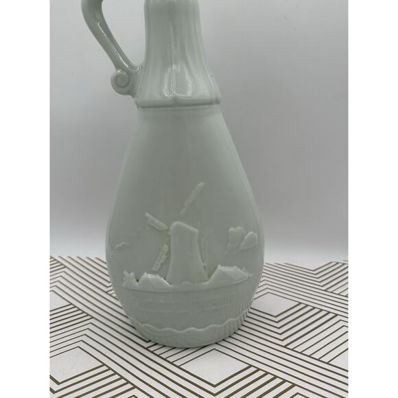 1963 Jim Beam Light DELFT BLUE Decanter Bottle Cork Top 2 Blue Ships Windmill - Picture 3 of 5